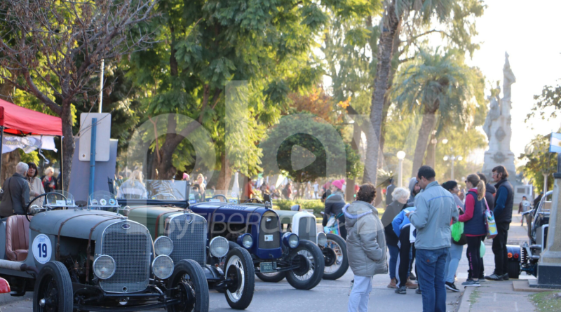 El Esperanza Automóvil Club celebra sus 100 años con una gran muestra