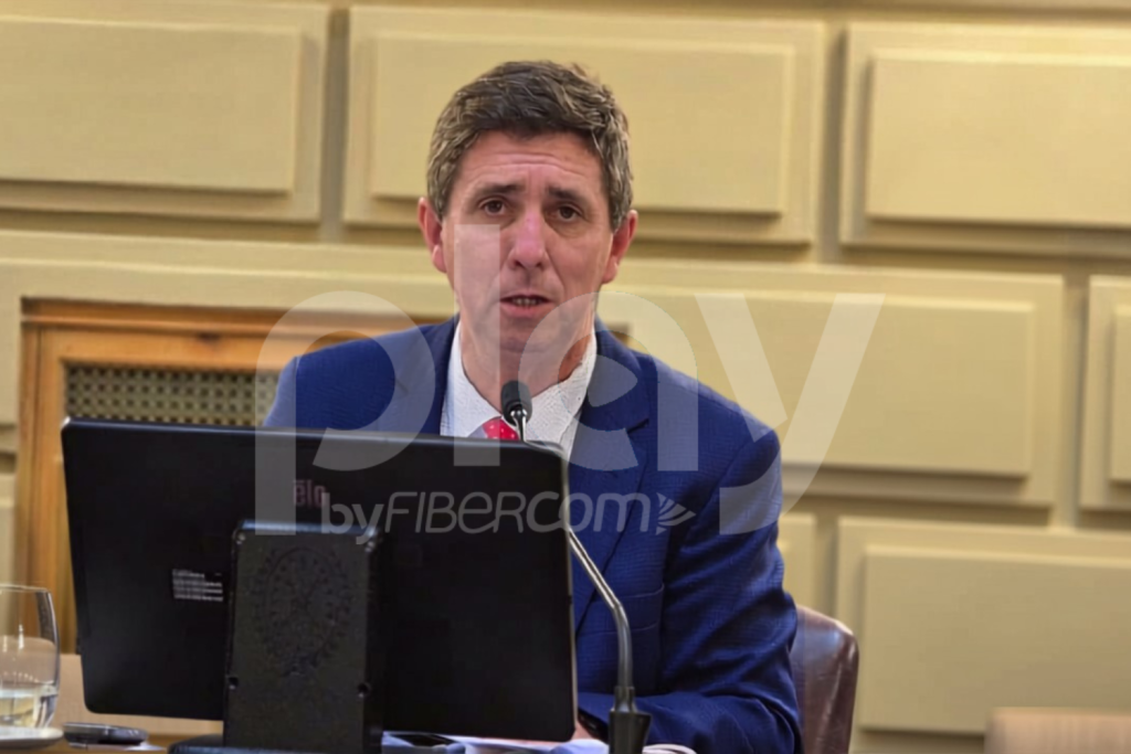 Media sanción al proyecto de Pirola para fortalecer los principios éticos en el uso de la Inteligencia Artificial